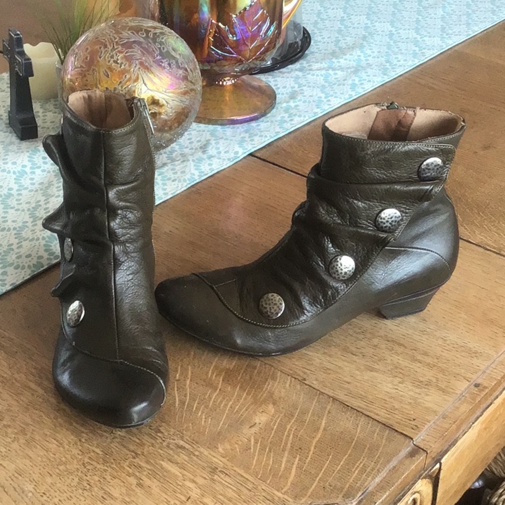 Webb handmade boots